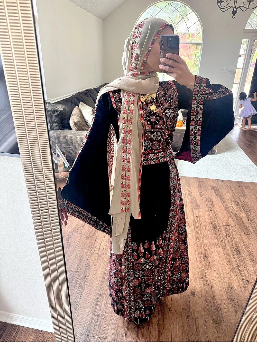 Embellished Geometric Palestinian thobe worn once size 0-1 length 56 inches